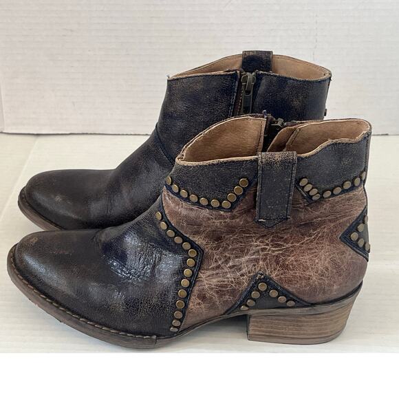 Women's Circle G Ankle Purple Brown Tan Star Gold iInlay Studs Ankle Boots Sz 10 - Picture 1 of 8